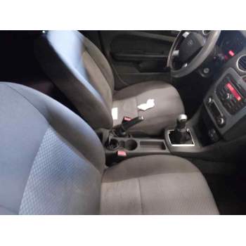 ford focus berlina (cap) del año 2007