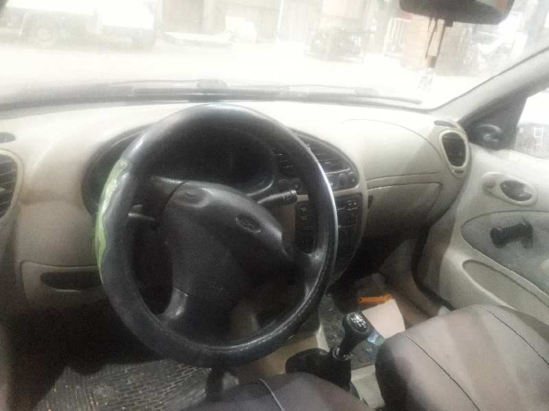 ford fiesta courier (dx) del año 1996