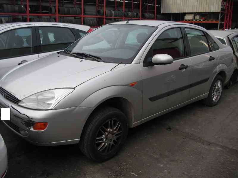 ford focus berlina (cak) del año 1998
