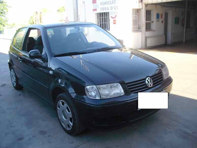 volkswagen polo berlina (6n2) del año 2000