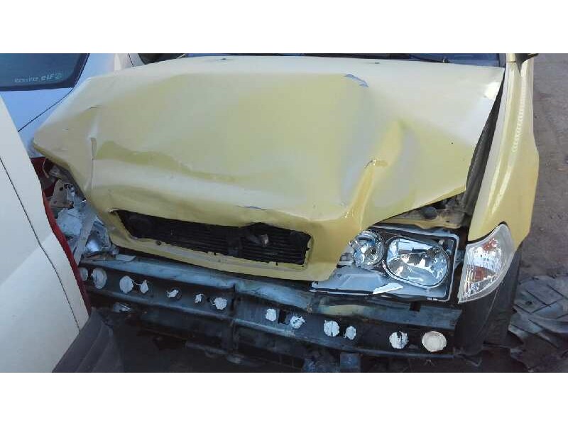 volvo v40 familiar del año 2000