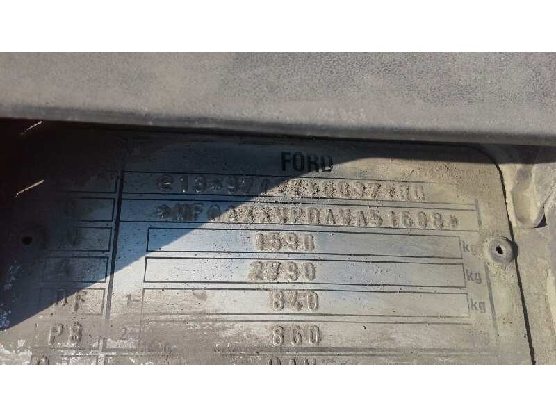 ford focus berlina (cak) del año 1999