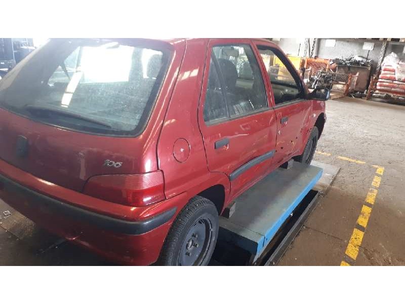 peugeot 106 (s2) del año 2000