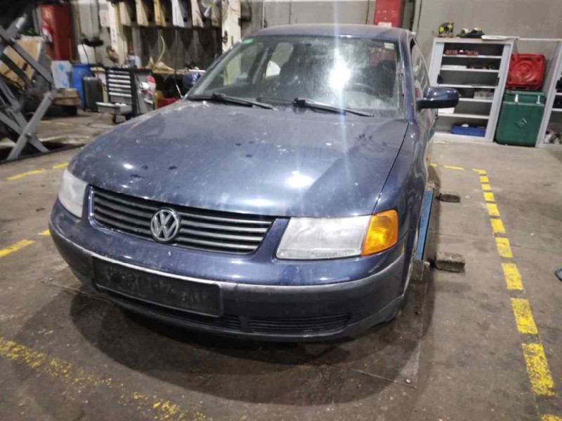 volkswagen passat berlina (3b2) del año 1996