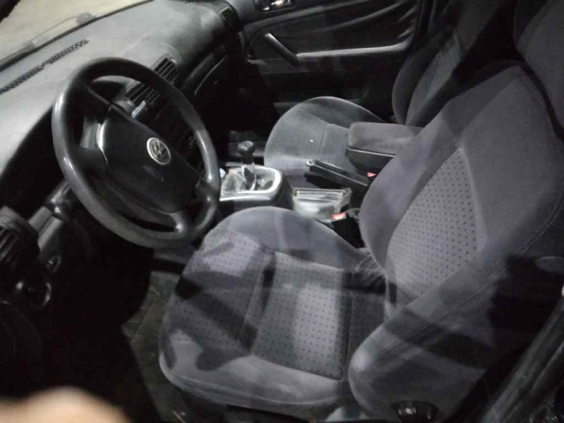 volkswagen passat berlina (3b2) del año 1996