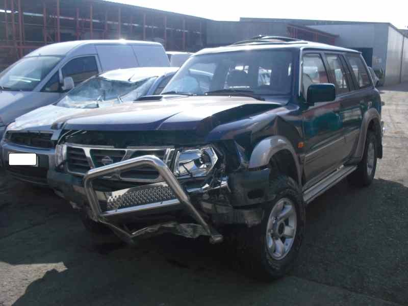 nissan patrol gr (y61) del año 2000