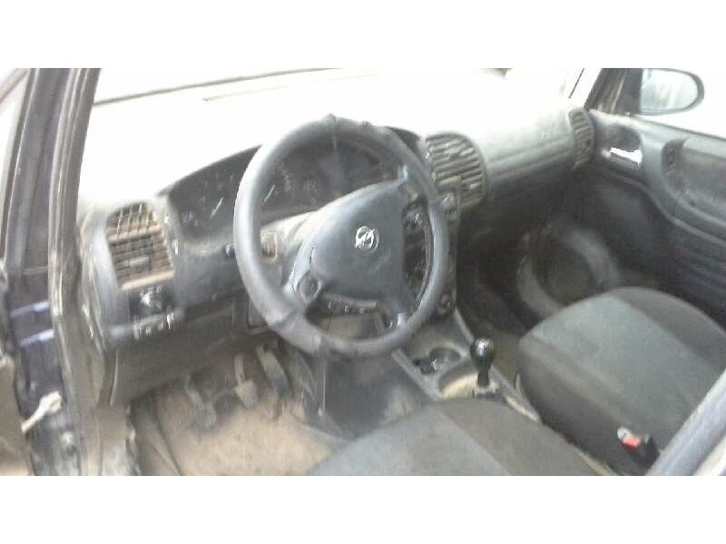 opel zafira a del año 2000