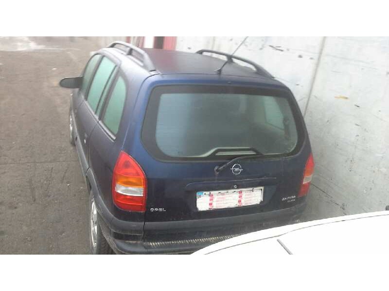 opel zafira a del año 2000