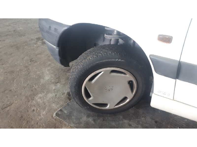 peugeot partner (s1) del año 1998