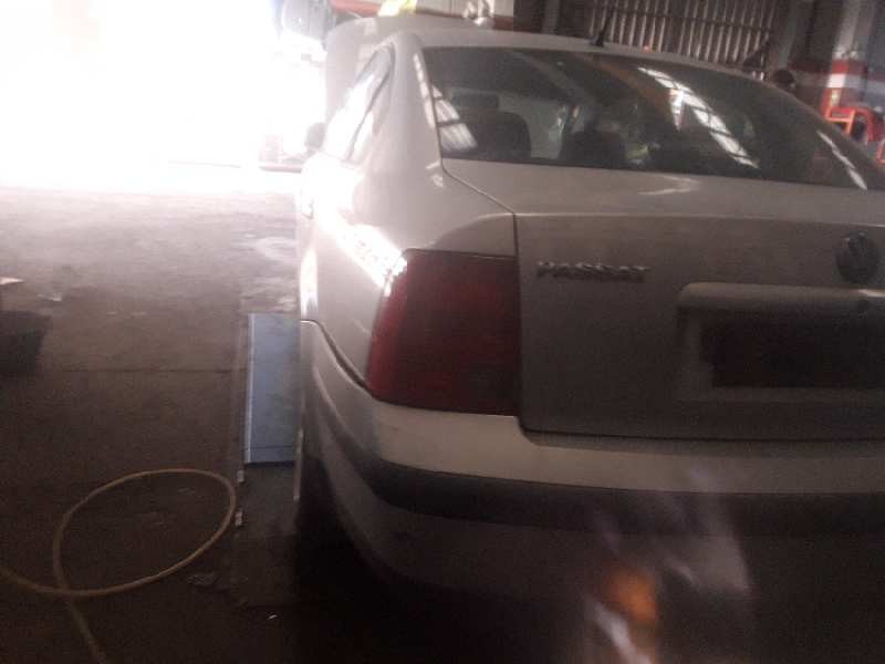 volkswagen passat berlina (3b2) del año 2000
