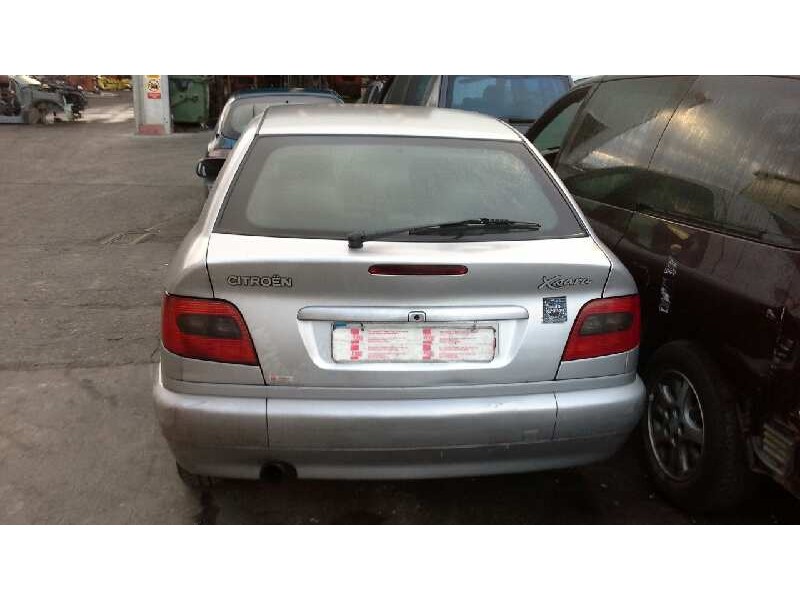 citroën xsara berlina del año 1999