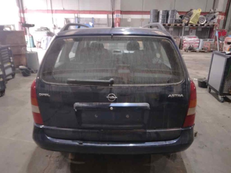 opel astra g caravan del año 2000