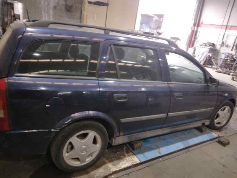 opel astra g caravan del año 2000