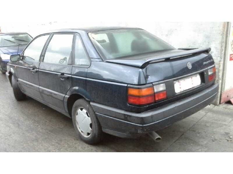 volkswagen passat berlina (312) del año 1992