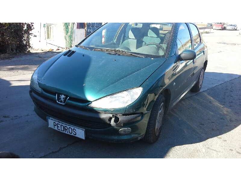peugeot 206 berlina del año 1999