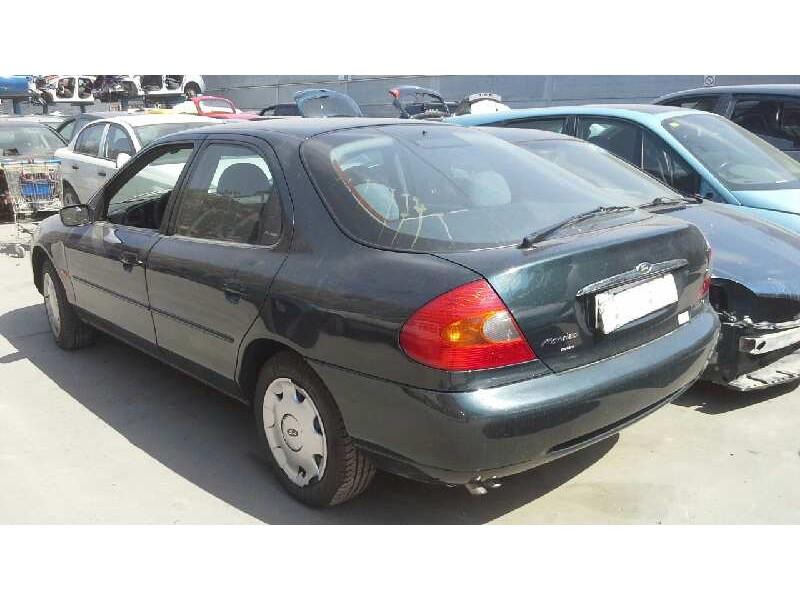 ford mondeo berlina (gd) del año 1996