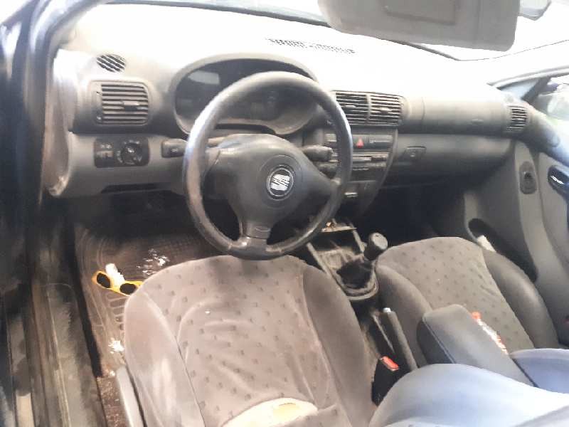 seat toledo (1l) del año 2000