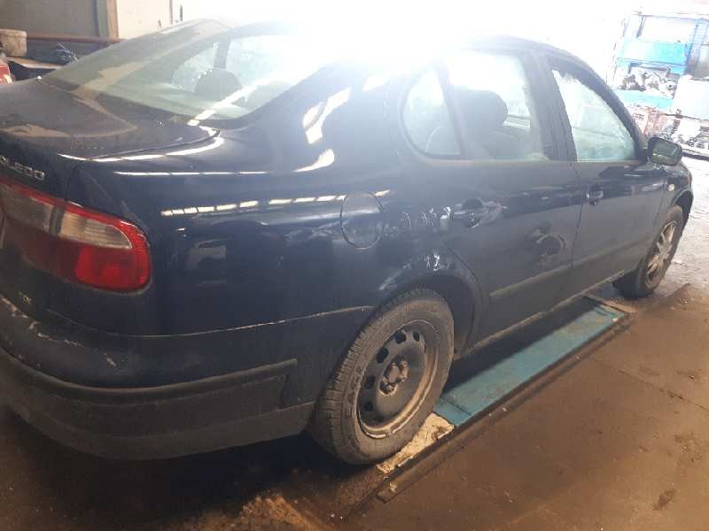 seat toledo (1l) del año 2000