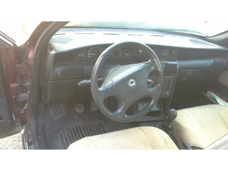 lancia delta del año 1998