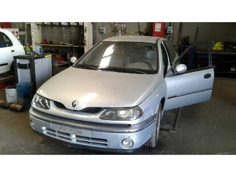 renault laguna (b56) del año 2000