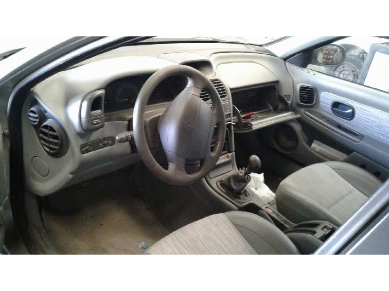 renault laguna (b56) del año 2000