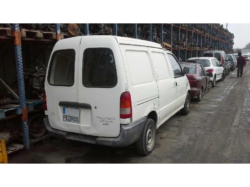 nissan vanette cargo del año 1996