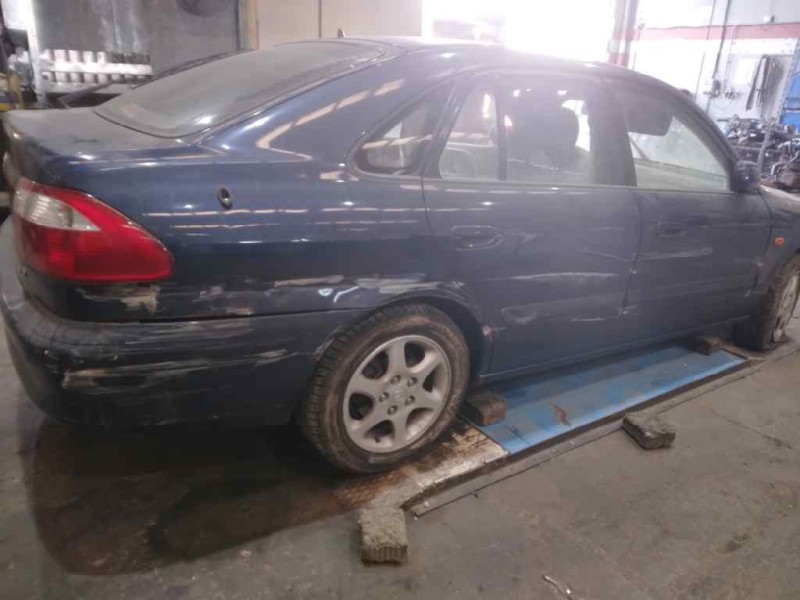 mazda 626 berlina (gf) del año 2000