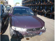 opel vectra b berlina del año 1995