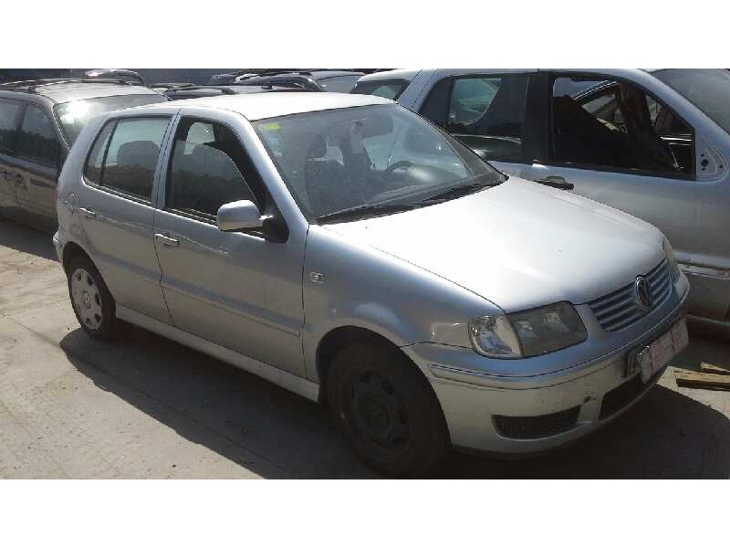 volkswagen polo berlina (6n2) del año 2000