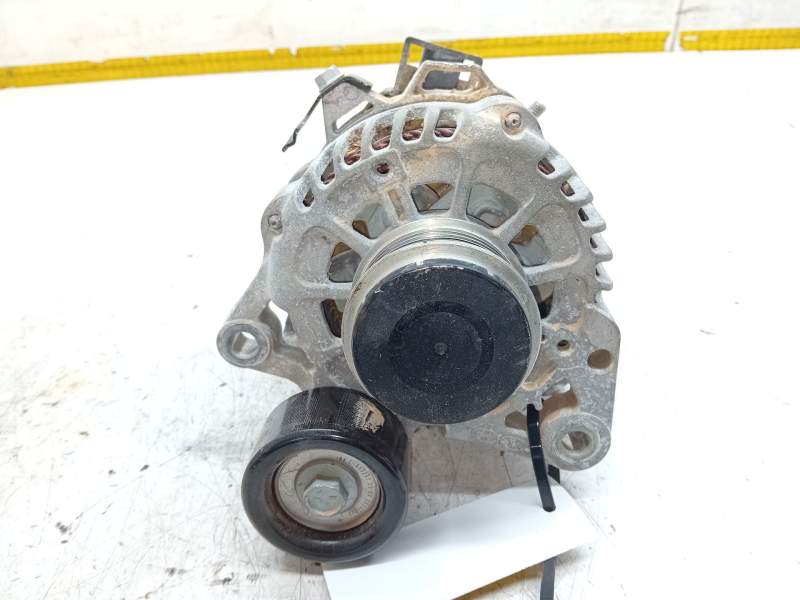 Recambio de alternador para kia stonic (yb) 1.2 cvvt referencia OEM IAM 3730007500  