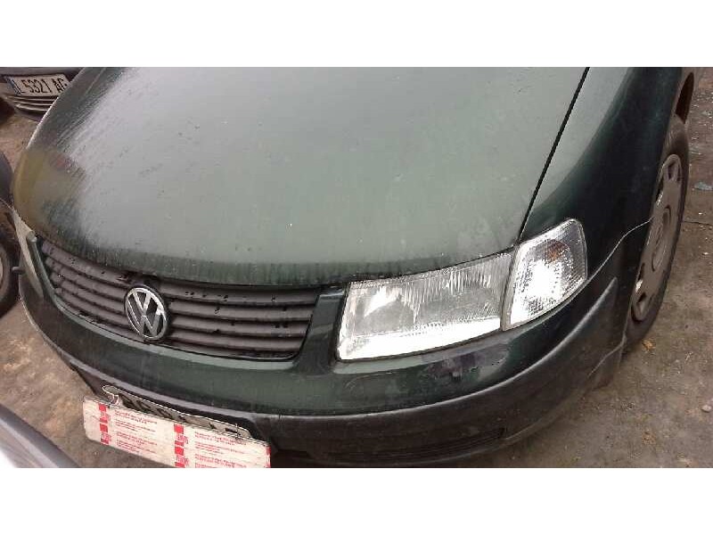 volkswagen passat berlina (3b2) del año 1996