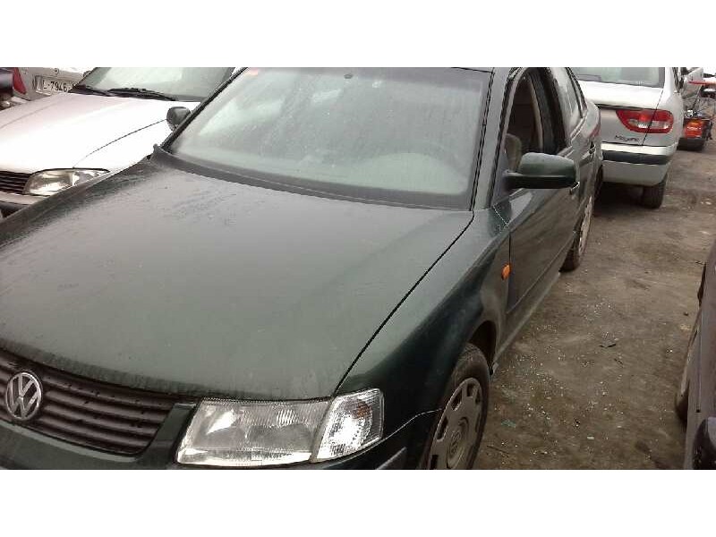 volkswagen passat berlina (3b2) del año 1996