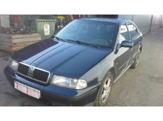 skoda octavia berlina (1u2) del año 2000