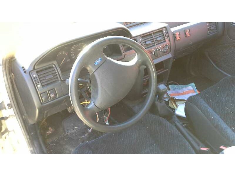 ford escort berlina/turnier del año 1994