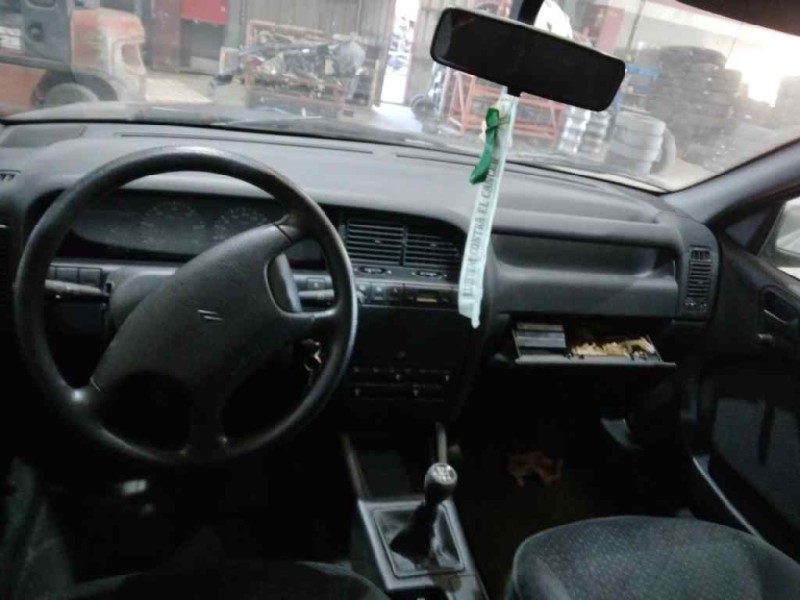 citroën xantia berlina del año 1996