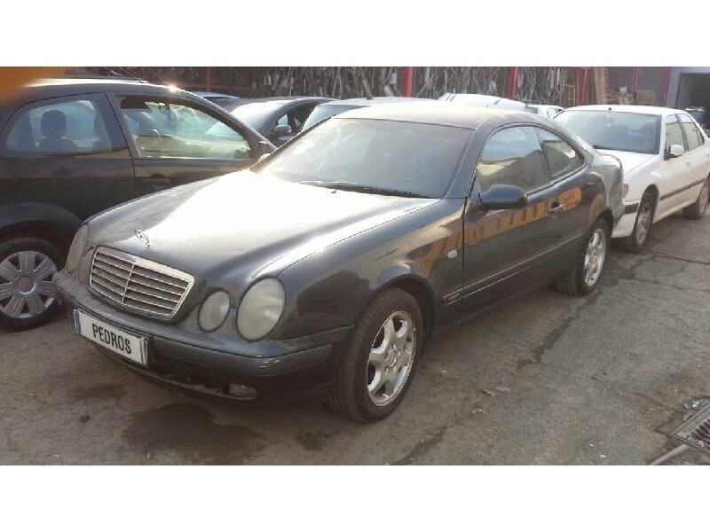 mercedes-benz clase clk (w208) coupe del año 2000
