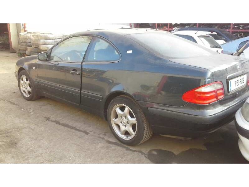 mercedes-benz clase clk (w208) coupe del año 2000
