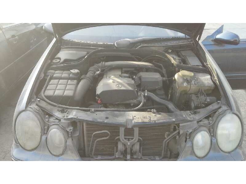 mercedes-benz clase clk (w208) coupe del año 2000