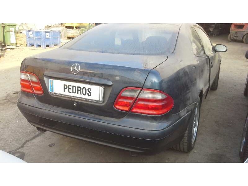 mercedes-benz clase clk (w208) coupe del año 2000