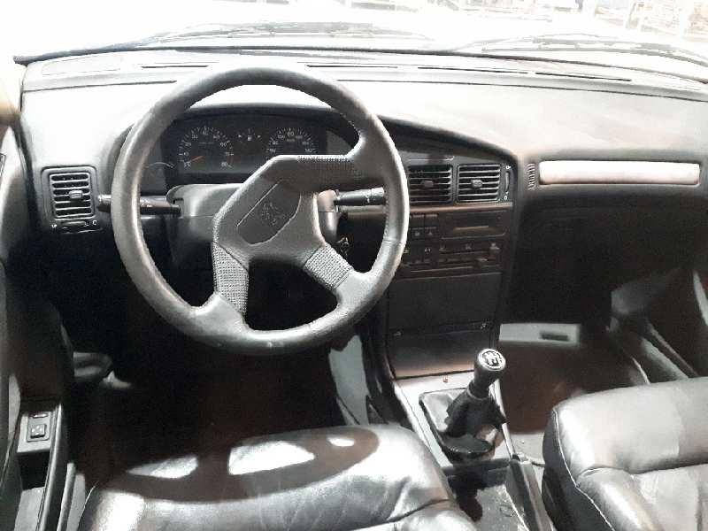 peugeot 405 berlina del año 1993