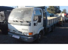 nissan cabstar del año 2000