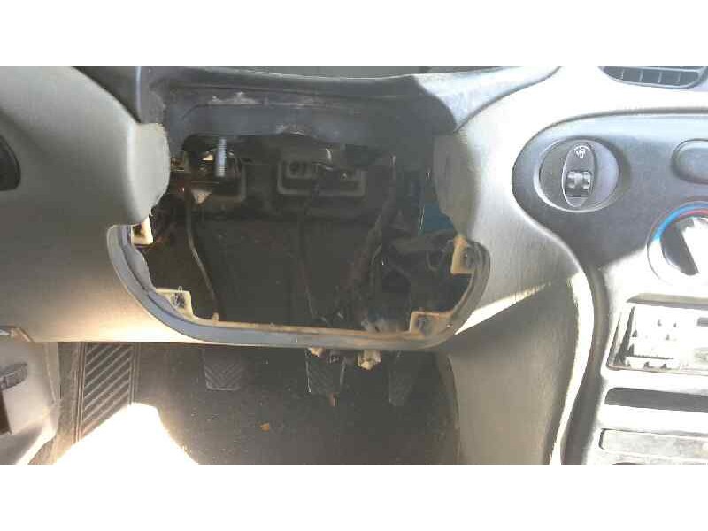 hyundai lantra berlina (rd) del año 1999