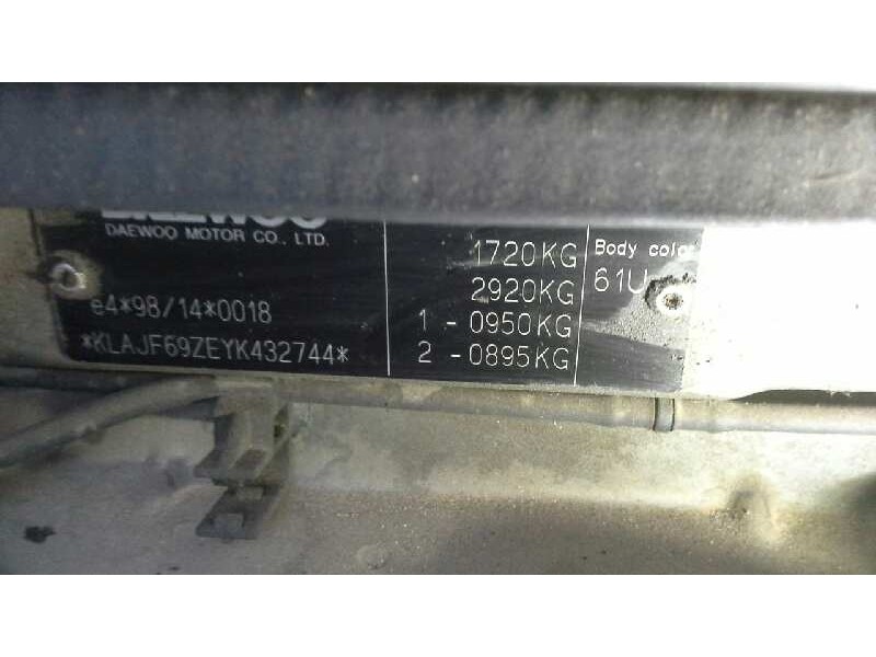 daewoo nubira berlina del año 2000