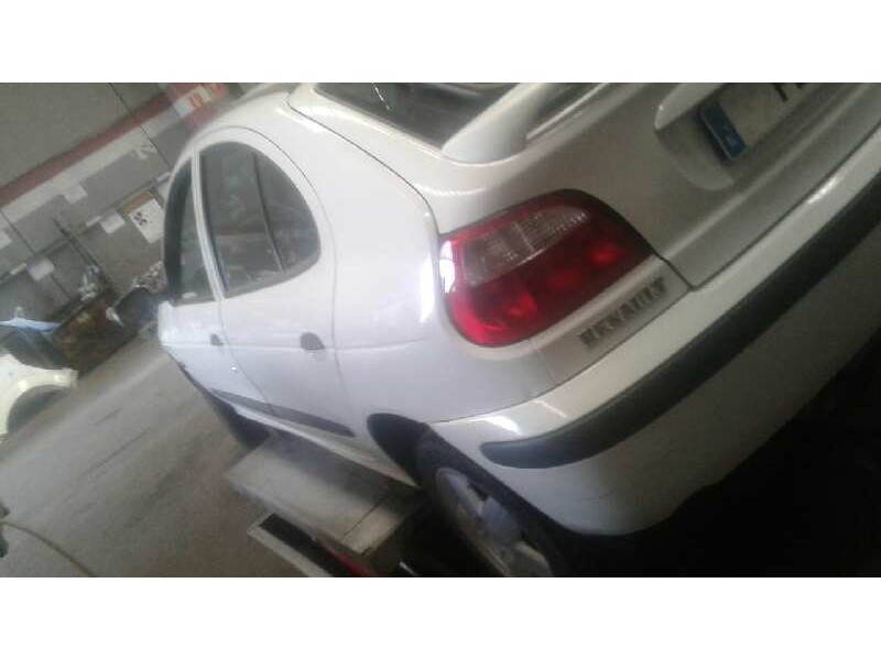 renault megane i fase 2 berlina (ba0) del año 1999