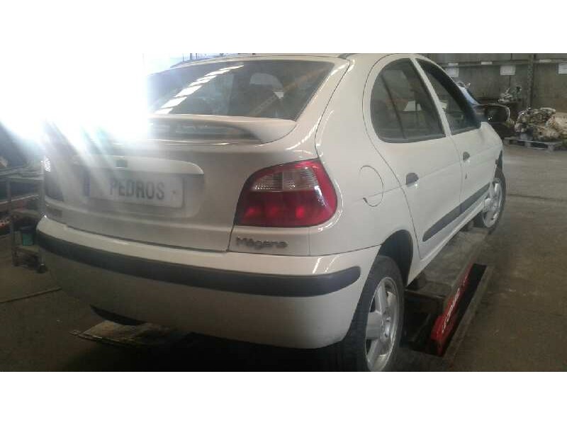 renault megane i fase 2 berlina (ba0) del año 1999
