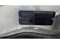 hyundai lantra berlina (rd) del año 2000 2