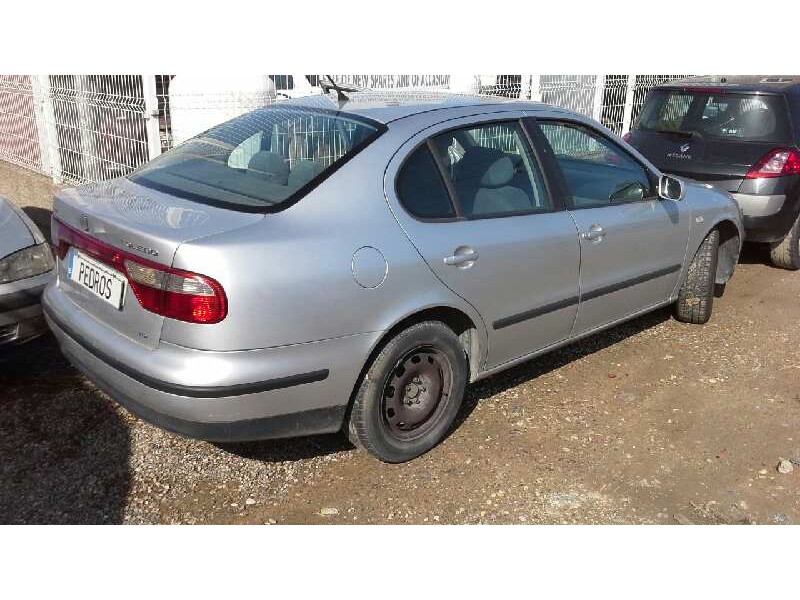 seat toledo (1m2) del año 2000