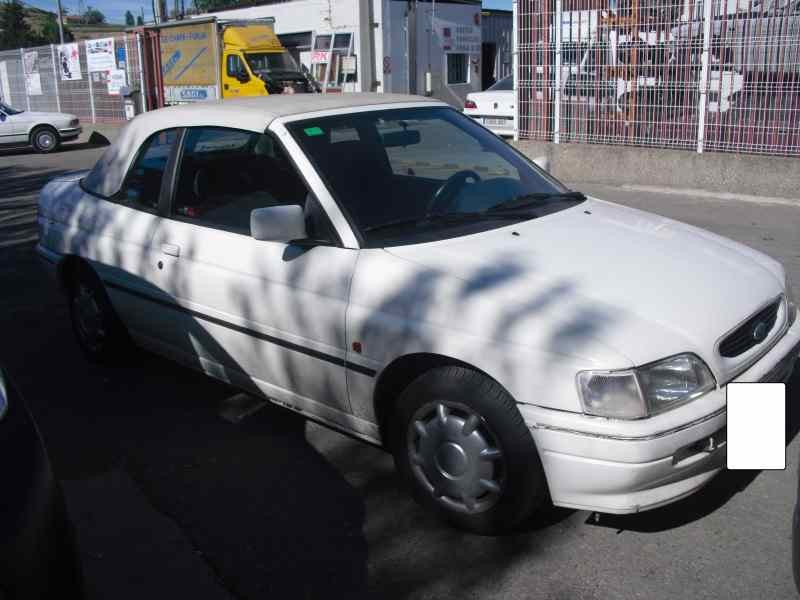 ford escort cabrio del año 1995