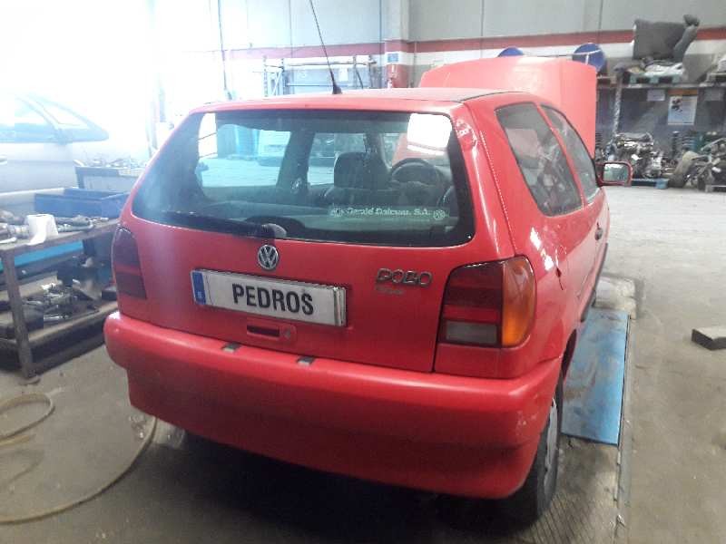 volkswagen polo berlina (6n1) del año 1995