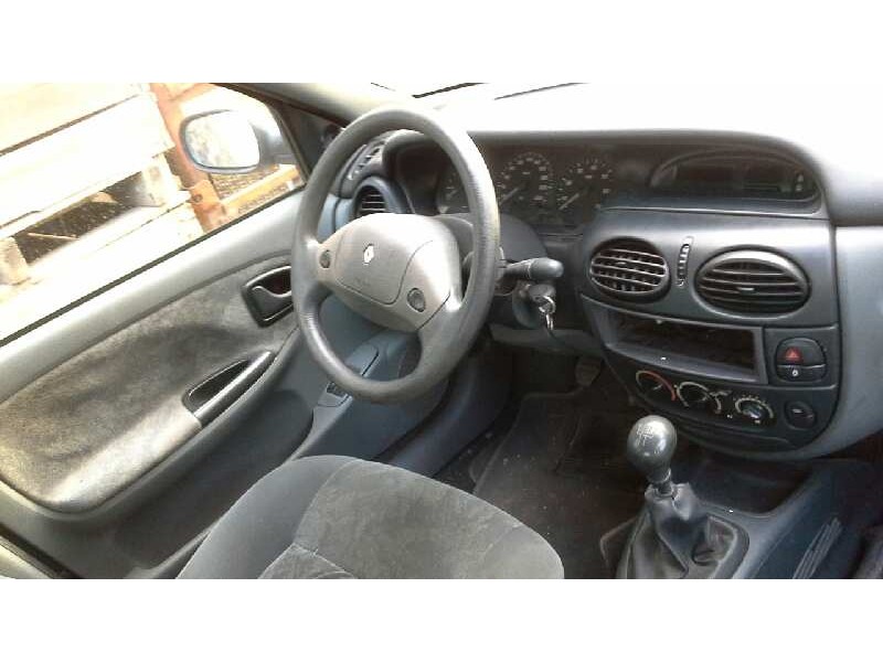 renault megane i classic (la0) del año 1997